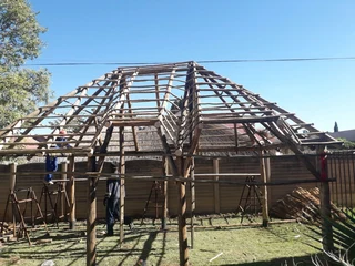Vhunyunyu thatch and projects