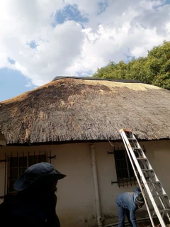 Vhunyunyu thatch and projects