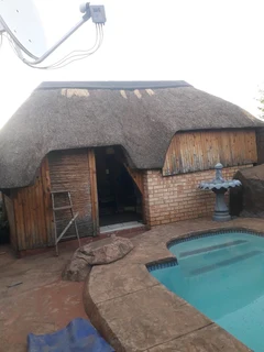 Vhunyunyu thatch and projects