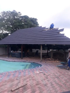 Vhunyunyu thatch and projects