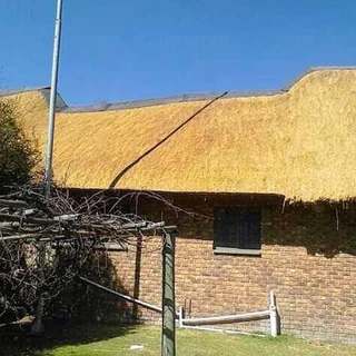 Vhunyunyu thatch and projects