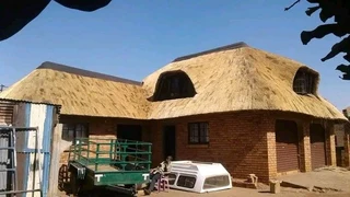Vhunyunyu thatch and projects