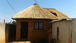 Vhunyunyu thatch and projects