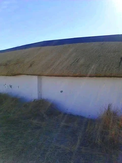 Vhunyunyu thatch and repairs