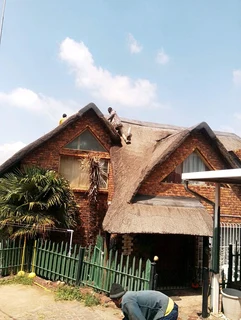 Vhunyunyu thatch and projects