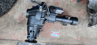  2010 2014 toyota hilux 3 0 d4 d 4x4 front diff assembly &#43; electronic actuator