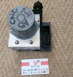 2012 audi b8 a5 2 0 t (multitronic) a b s pump assembly