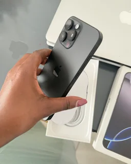 iPhone 16 pro max black titanium 256GB.