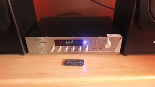 Dixon 5ch Bluetooth / USB amplifier - like brand new!