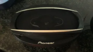 Pioneer 6x9 speakers - excellent condition - R550 for the pair