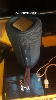 Good Sounding Bluetooth Speaker - Practically new - R500
