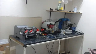 Car Key &amp; Programing