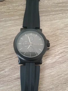 Black and sliver tomato watch