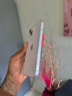 iPhone 13 NEW CONDITION