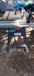 Tablesaw in good condition.
