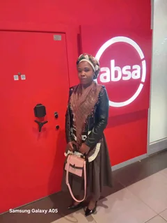 I am Nompilo Madikizela age of 35 looking job as house keeping around Durban