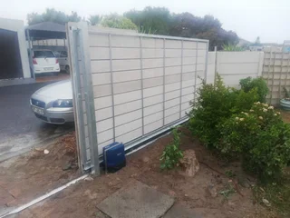Garage Doors/Gate &amp; Electric Fencing Repairs