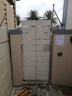 Garage Doors/Gate &amp; Electric Fencing Repairs