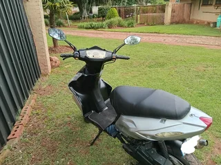 Gomoto scooter 150cc