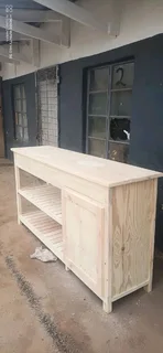Server table