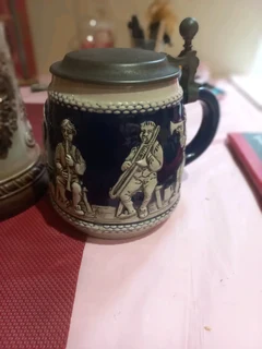 Kings Colonial Beer mugs year 1915 Collectors item