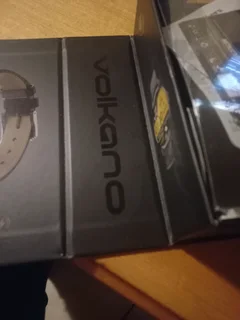 Volcano smart watch brand new in box arrive with screen cracked.