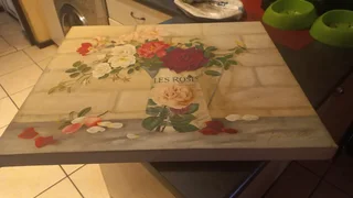 Le Rose wall picture on wooden frame