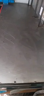 STAINLESS STEEL WORK TABLE