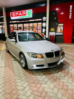 Lady Driven BMW 320i E90 Auto M Sport in excellent condition