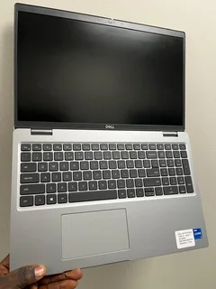 Dell Latitude 5520 | 11th Gen Core I5-1145g7 | 8gb Ddr4 | 256gb Ssd | 15.6` Fhd | Win11 Pro