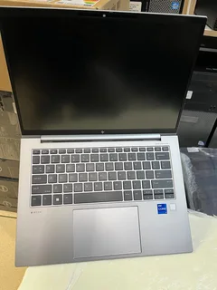 HP ZBook Firefly 14 G10 Intel Core i7-1360P 14″ 2GB SSD 16GB RAM Win 11 Pro Mobile Workstation.