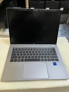 HP ZBook Firefly 14 G10 Intel Core i7-1360P 14″ 2GB SSD 16GB RAM Win 11 Pro Mobile Workstation.