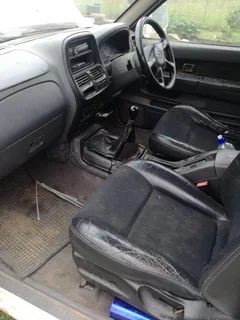 2006 Nissan Hardbody ZD3.0 Turbo Diesel Engine Complete with complete gearbox.