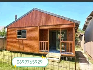 Anthony log homes 0699765929