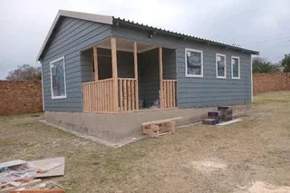 AtoZ log homes call 0699765929