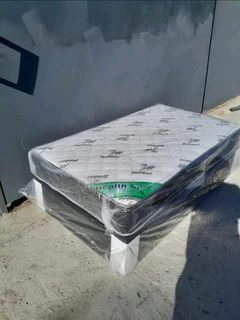 &#34;Experience the luxury of high-end beds, affordably.&#34;