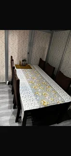 6 seater dining table
