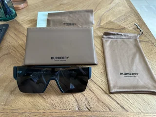 Burberry Men’s sunglasses