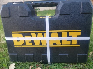 BRAND NEW Dewalt 800W 26Mm 3 Mde Sds&#43; Hammer D25133K-ZA
