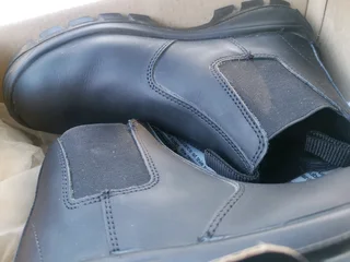 Safety boot bova chelsea STC black SIZE 8