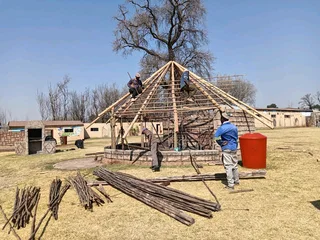 Thatching. Lapa.  Swimming pool