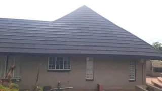 Thatching. Lapa.  Swimming pool