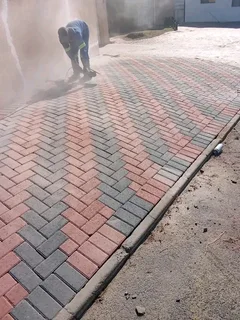 PAVING R60 per Square Labour Only 0813664446