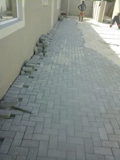 PAVING R60 per Square Labour Only 0813664446