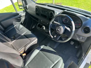 Mercedes Benz Sprinter 516 Cdi XL 23 Seater