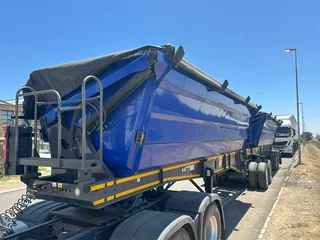 Leader 45m3 Side Tipperlink