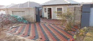 Bricks paving