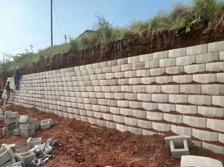 Retaining wall