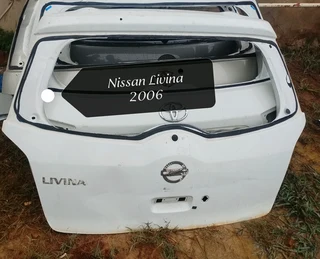 Nissan Livina 2006 boot