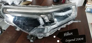 Hilux Legend 2004 headlamp